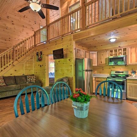 Murphy Cabin With Spacious Deck And Forest Views! المظهر الخارجي الصورة