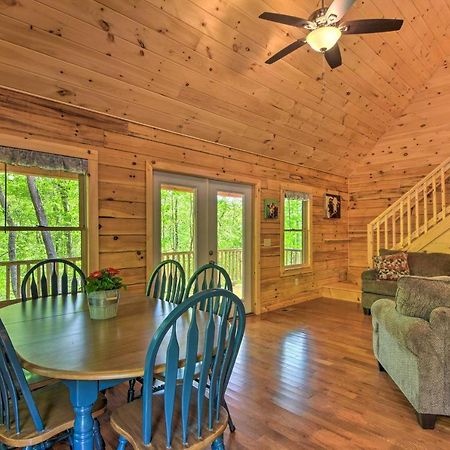 Murphy Cabin With Spacious Deck And Forest Views! المظهر الخارجي الصورة