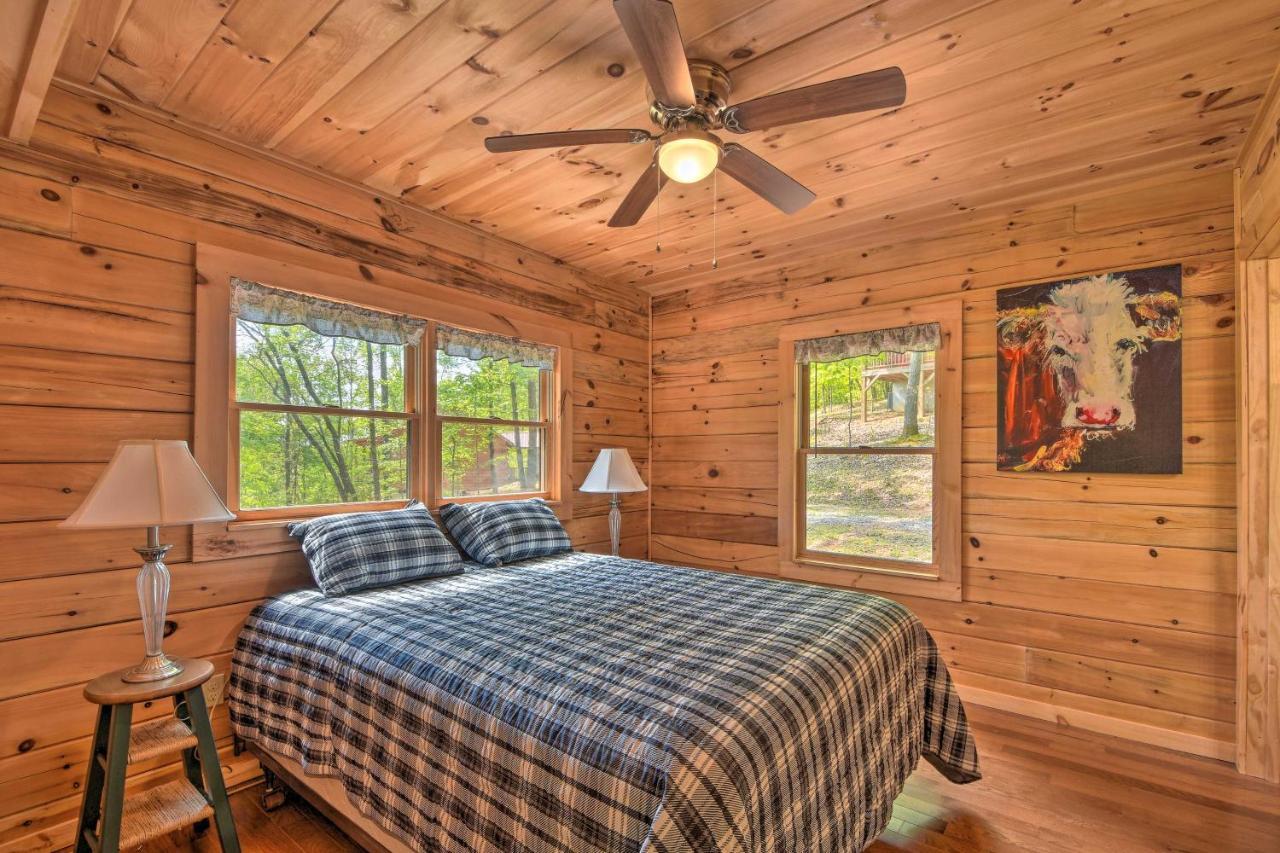 Murphy Cabin With Spacious Deck And Forest Views! المظهر الخارجي الصورة