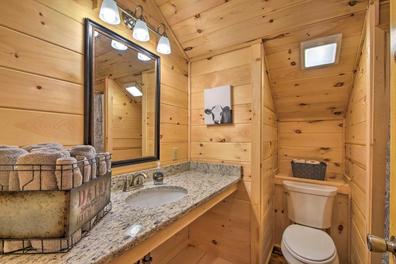 Murphy Cabin With Spacious Deck And Forest Views! المظهر الخارجي الصورة